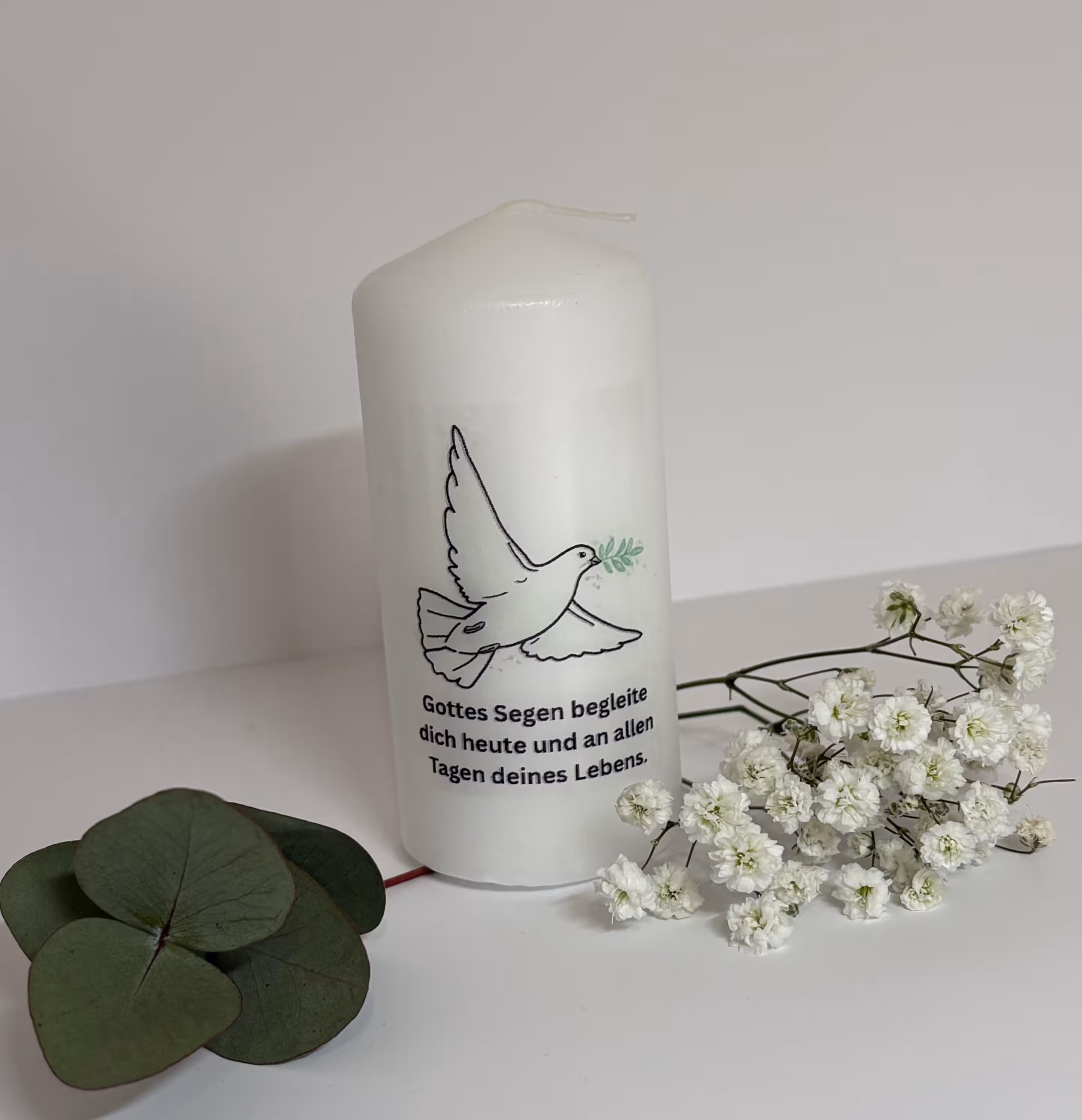 weiße Kerze mit Friedenstaube und Sprüchen/Texten zur Taufe/Kommunion/Konfirmation, handgemacht, bedruckt, Segenskerze